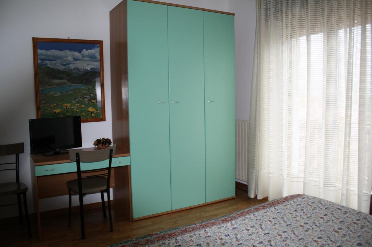 Locanda Ridevert Hotel Tione di Trento Bagian luar foto