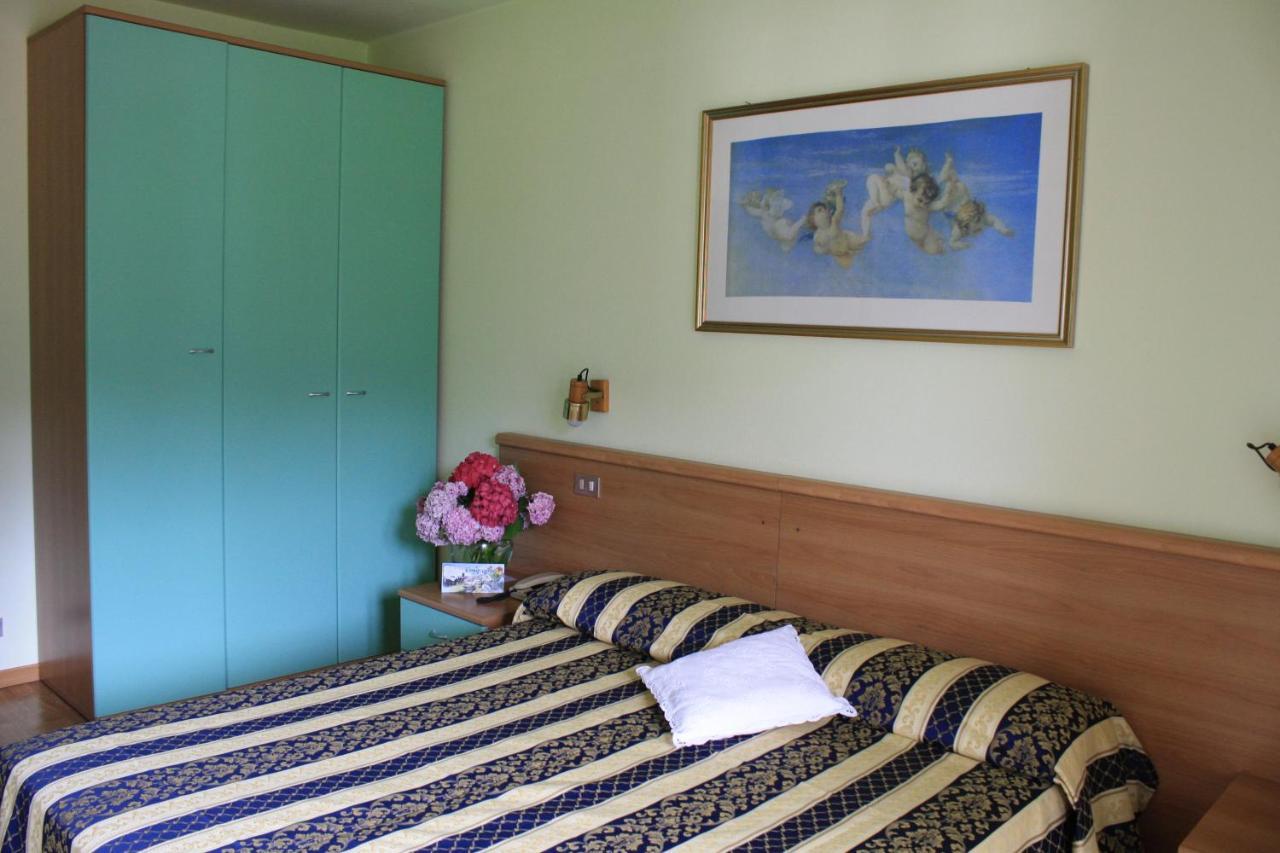 Locanda Ridevert Hotel Tione di Trento Bagian luar foto